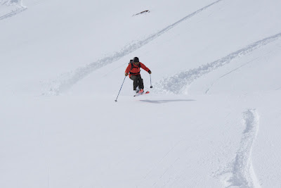 Technik bei Pulverschnee