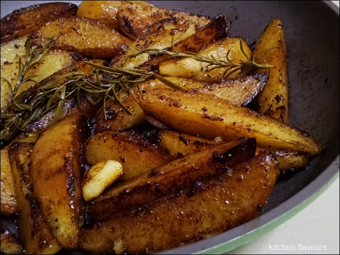 kitchen flavours Salt & Balsamic Vinegar Sauteed Potatoes