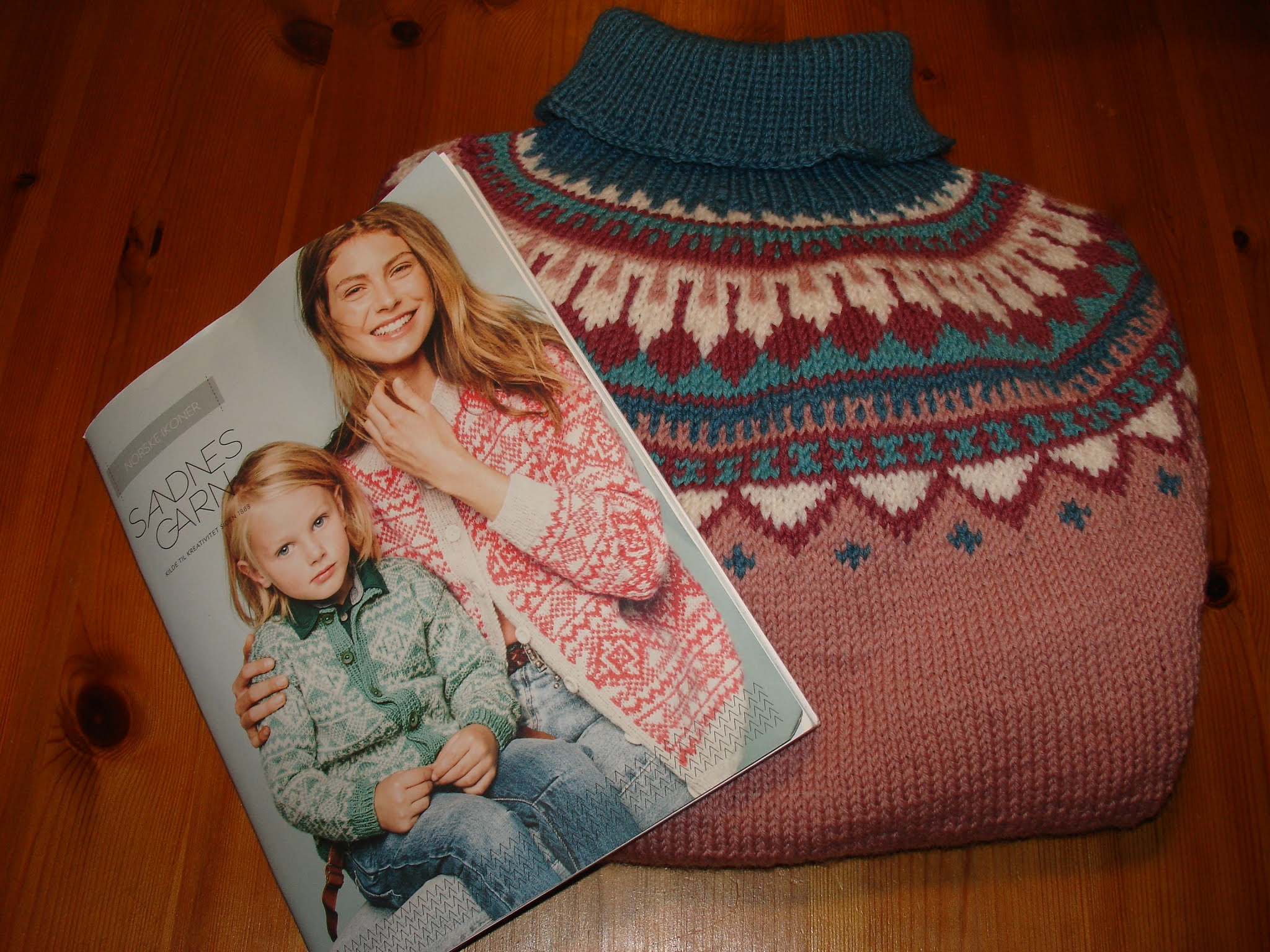 Bilde Av Babyskjorte I Peer Gynt Garn