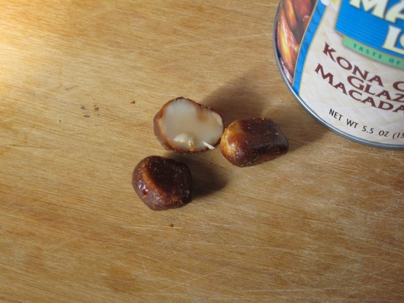 Review Mauna Loa Kona Coffee Glazed Macadamias