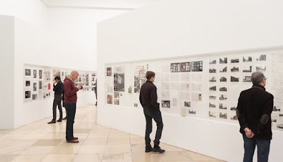 1901 03 Woman In Red Dress Oil On Canvas 59 7 X 75 5 Cm Neue