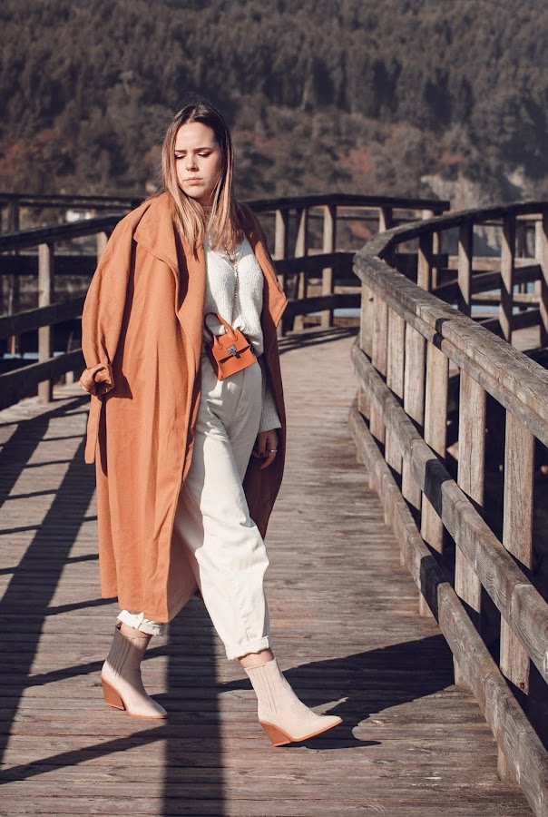 Outfit con pantalones slouchy