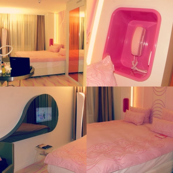 nHow Hotel Berlin pink room/zimmer