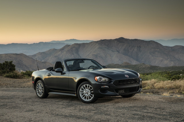 2020 FIAT 124 Spider Review