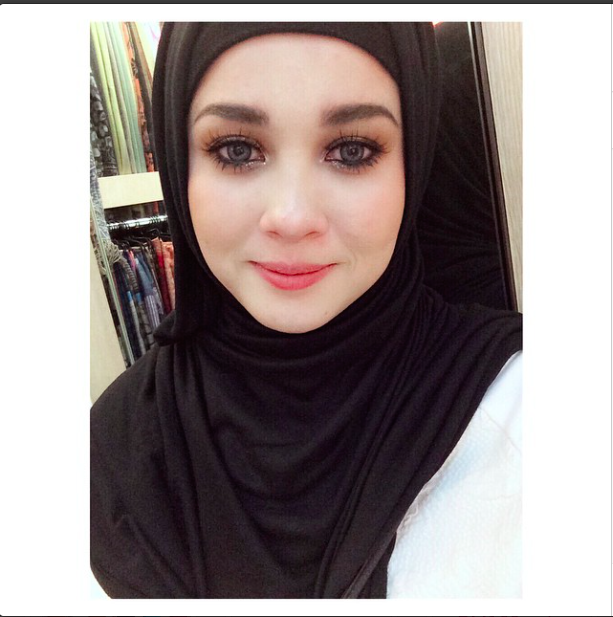 Berita TV Malaysia Comelnya !!! Fotofoto Peribadi Emma Berita TV Malaysia Comelnya !!! Fotofoto Peribadi Emma