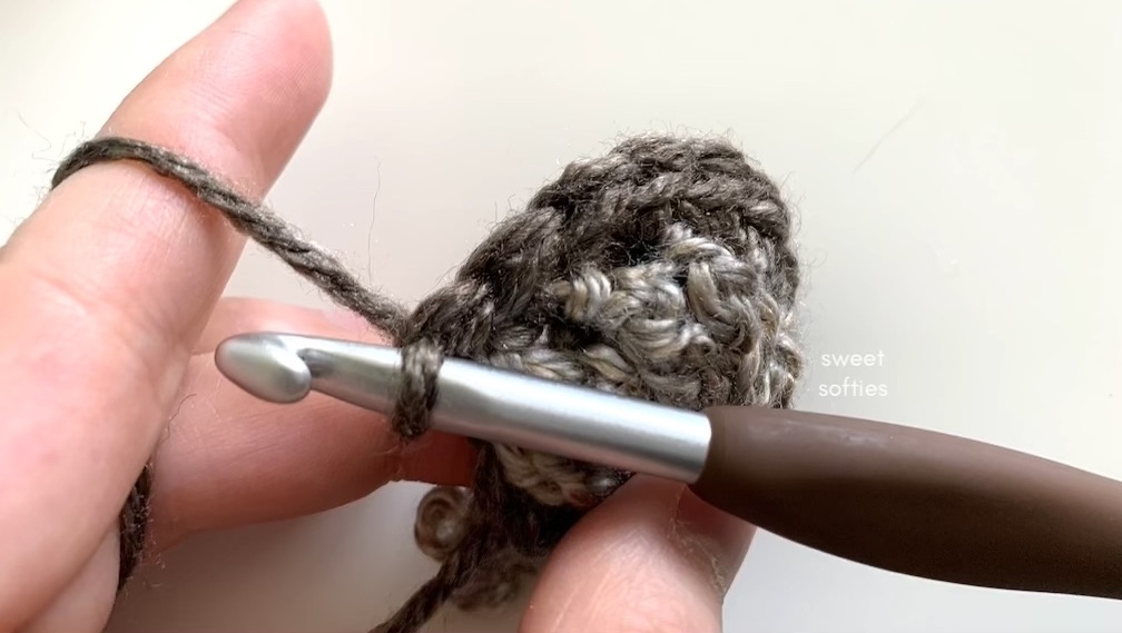 How to Crochet a Baby Beanie with Bear Ears - DIY Home Improvement