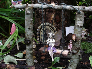 Fairy garden swing, a simple DIY project, Green Fingered Blog