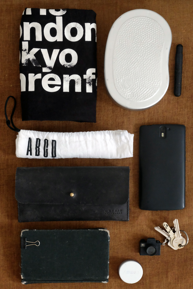 Zero Waste unterwegs | simpel + günstig | ein Blick in die Tasche | Minza will Sommer Zero Waste To Go, unterwegs Müll vermeiden, ein Blick in die Handtasche, Zerowastekit, Müll vermeiden auf Reisen, ohne Plastikmüll bei Veranstaltungen