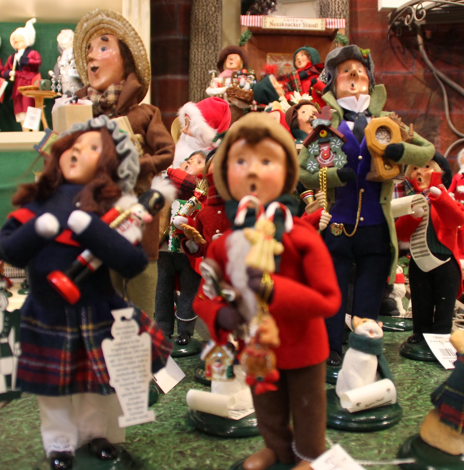 Christmas Decorations at Hicks Nurseries