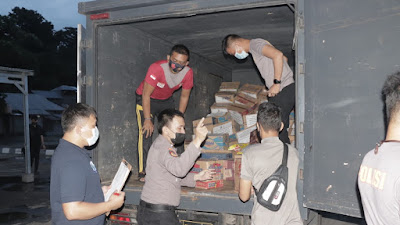 Polda Sulut dan Bhayangkari Salurkan Bantuan Bagi Korban Gempa di Sulbar