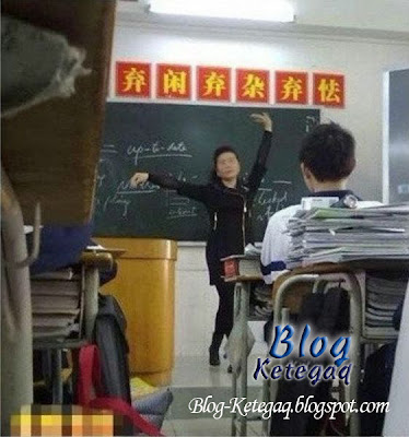 Aksi pelik guru-guru di China
