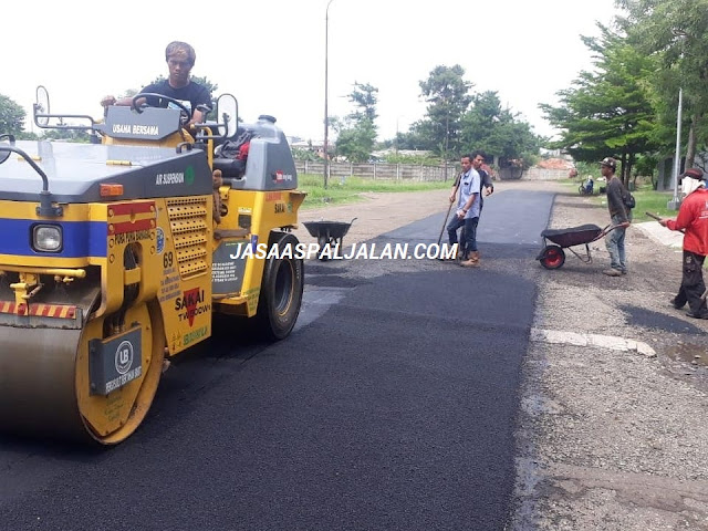 Jasa Aspal Jalan Hotmix Murah Terkemuka di Jakarta Bogor Depok Tangerang BSD City Serpong Bekasi dan Jawa Barat Harga Mulai Rp50.000 per Meter