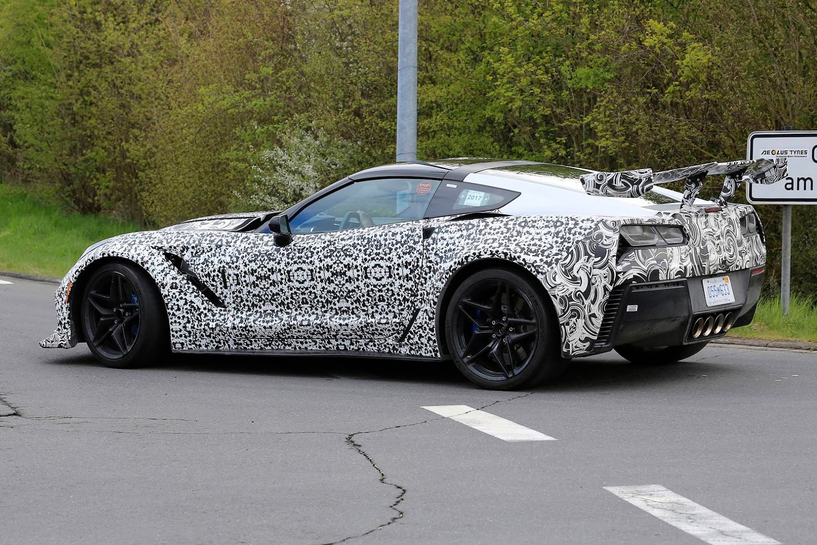 Corvette ZR1 Newest Spy Shots All About Otomotif