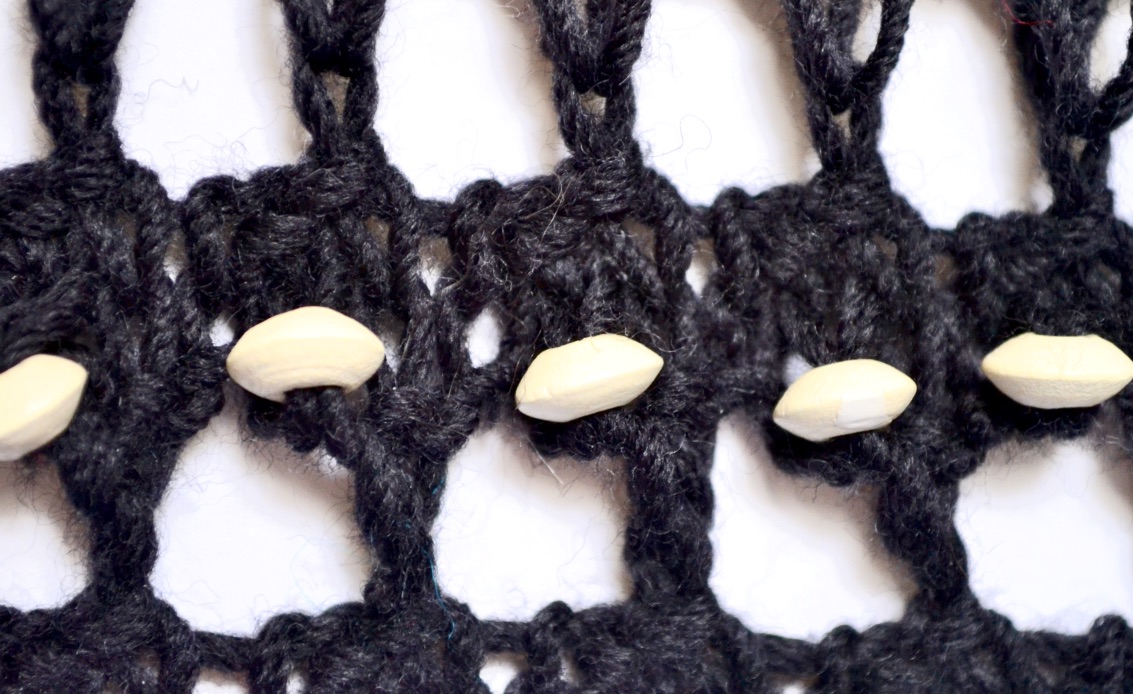 Knitting Novice The Weekly Swatch The Net Knit Stitch or Filet Net