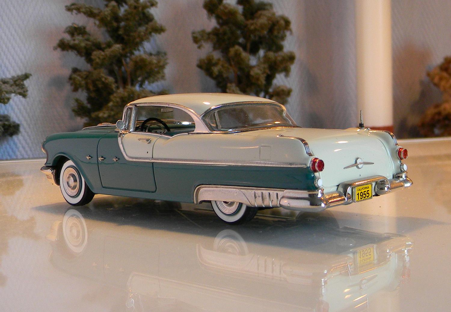 Voitures américaines 1/43 Motor City USA MOC 43 Pontiac Star Chief 1955