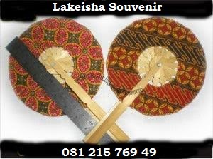 souvenir kipas motif batik