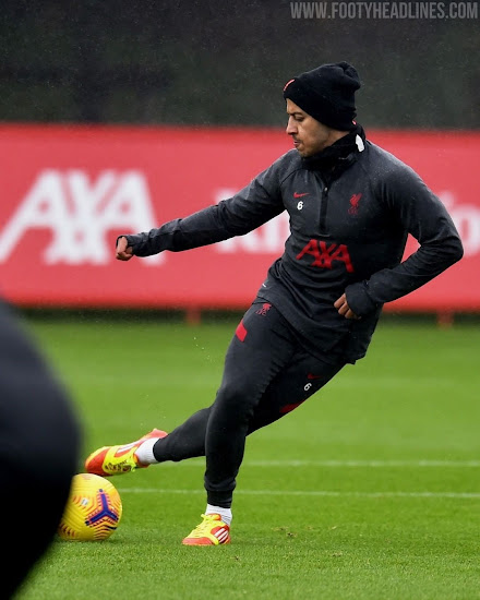 thiago alcantara football boots