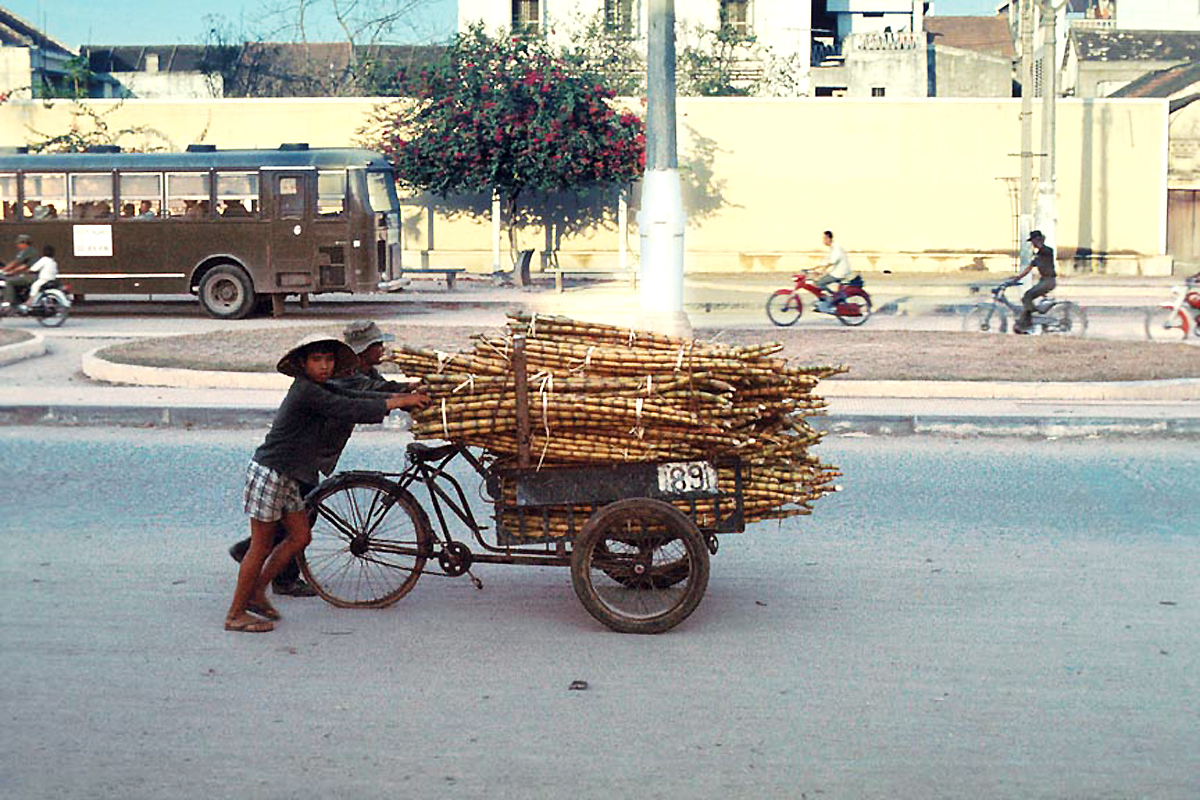 Hình ảnh một thời đáng nhớ ở phố biển Nha Trang năm xưa