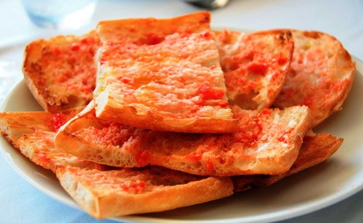 EL BLOG DE SARA: El catalán pan con tomate