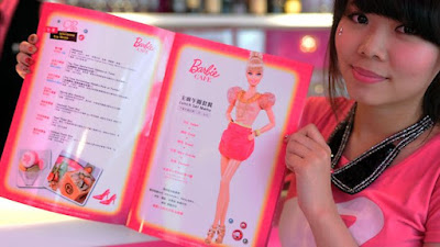 Barbie cafe