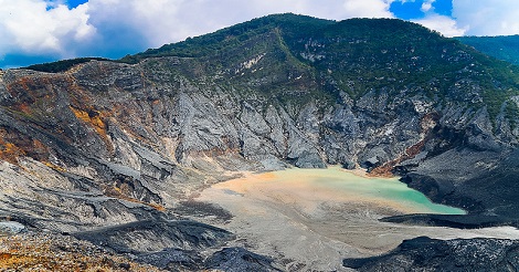 Gunung Tangkuban Perahu Gunung Tangkuban Perahu