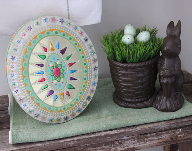 Vintage Easter Decor by Itsy Bits And Pieces