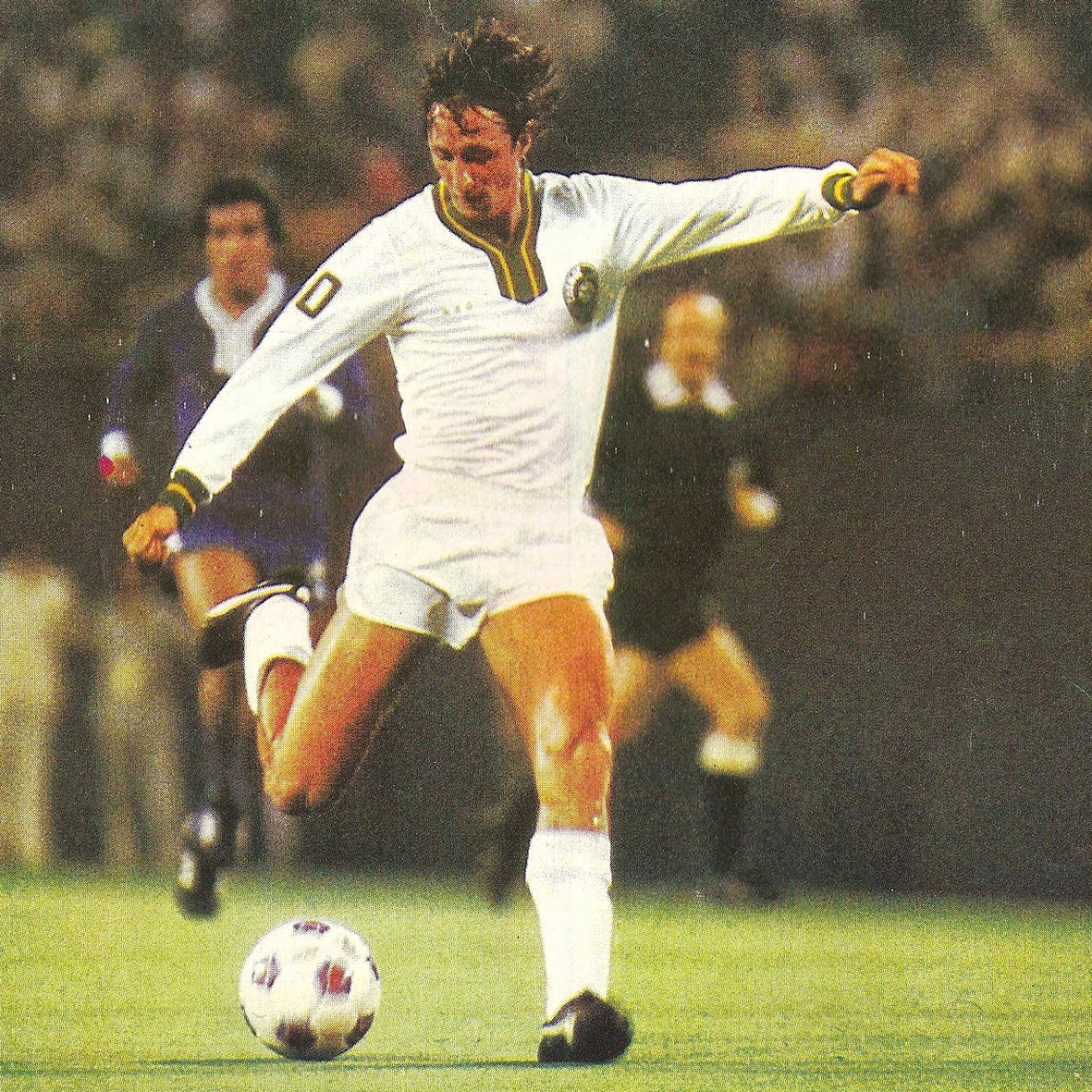 THE VINTAGE FOOTBALL CLUB JOHAN CRUYFF au NewYork Cosmos. THE VINTAGE FOOTBALL CLUB JOHAN CRUYFF au NewYork Cosmos.