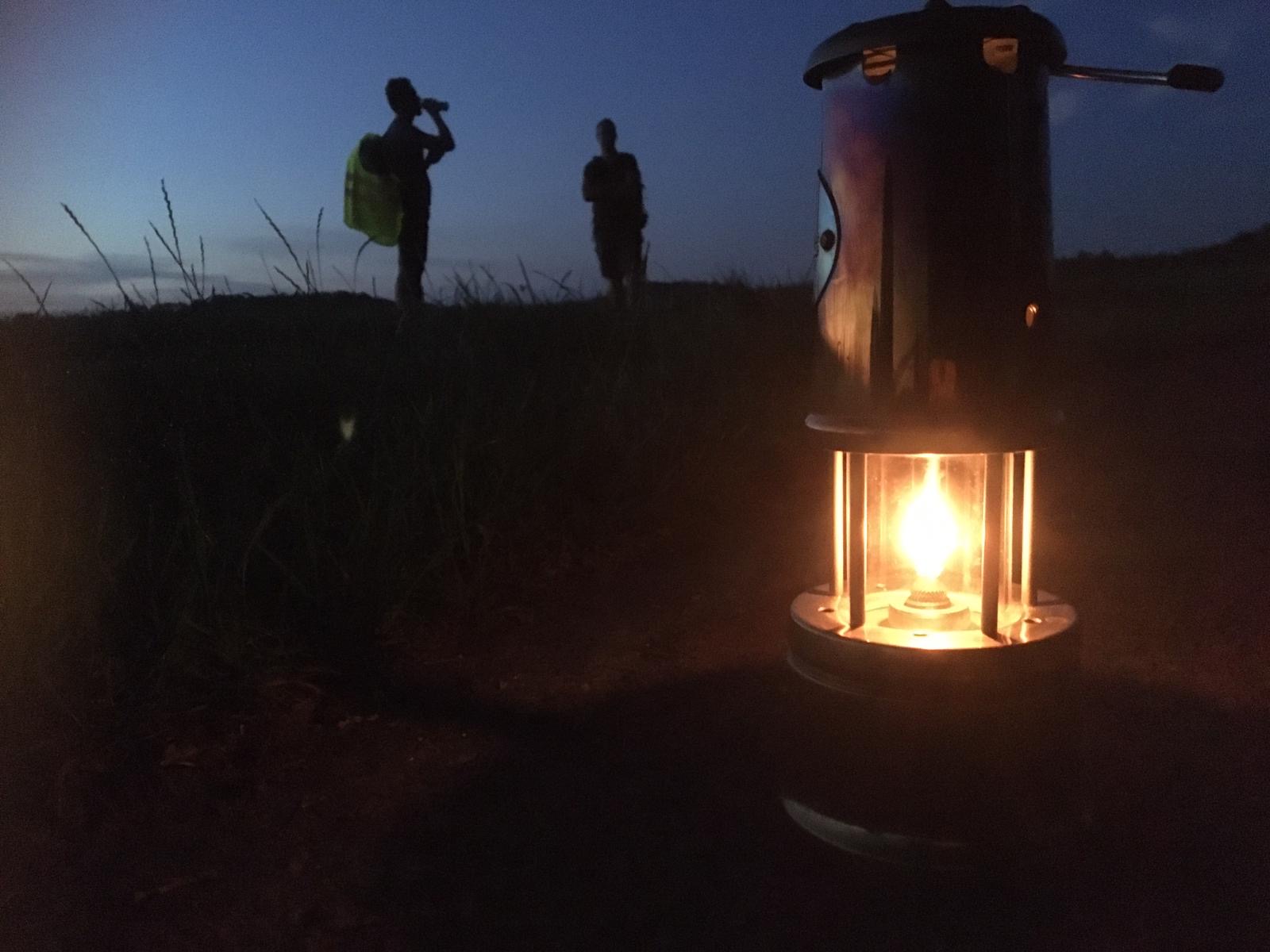 Wereldvredevlam Twente Nacht van de Vluchteling rondom Enschede