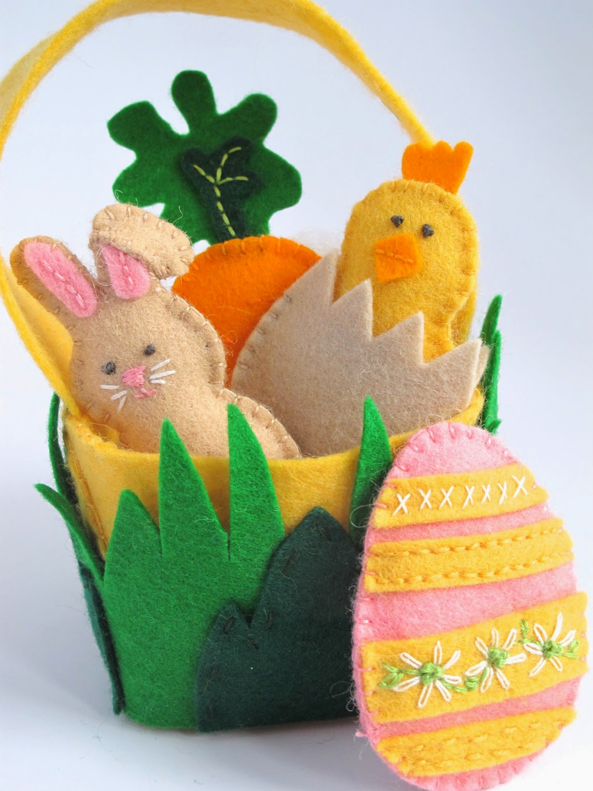 Felt On The Fly Easter Basket & Friends Wool Felt Set Tutorial