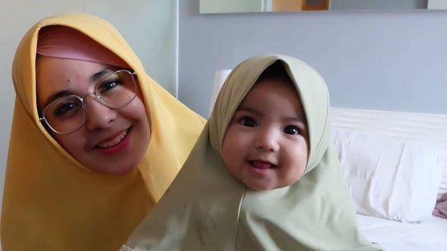 Beruntunglah Jika Anak Pertama Kamu Perempuan, Ini Alasannya!