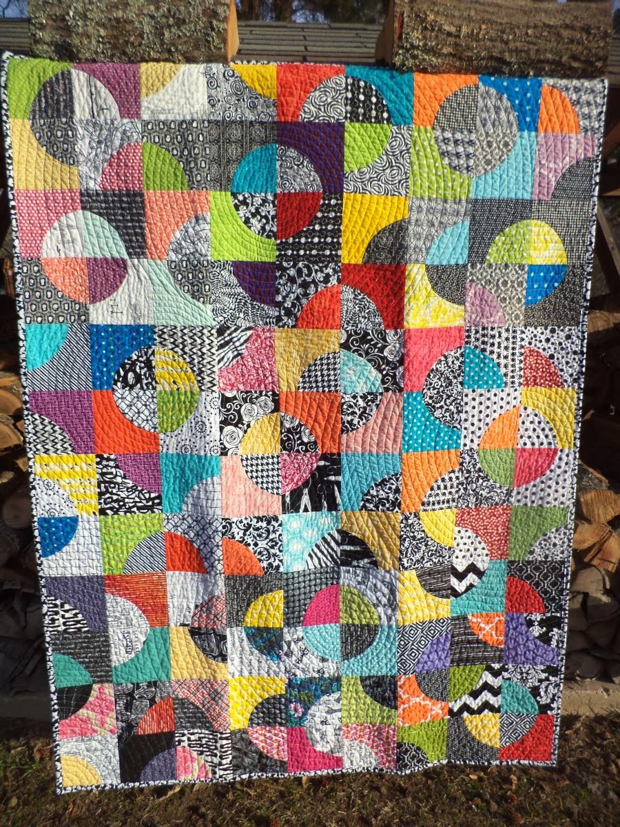 Kat & Cat Quilts "Drunken Circles" do. Good Stitches quilt is done!!