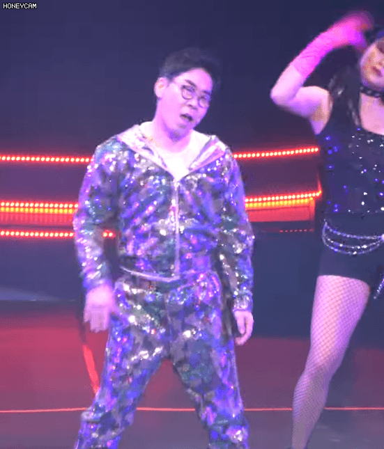 a58e60e8dbc3860c406d2378ba8d5e8ed1dae907.gif