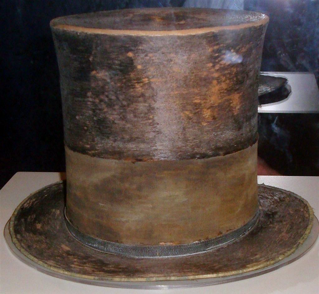 The Digital Research Library of Illinois History Journal™ The Inside