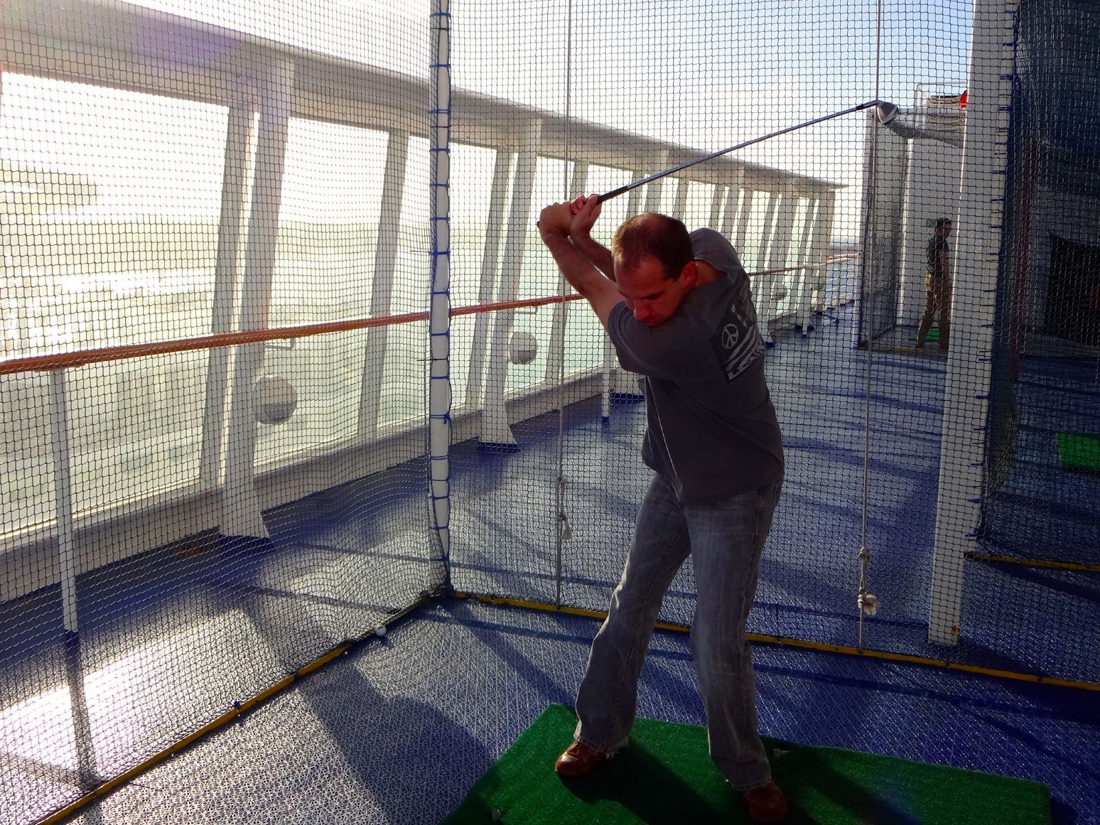 Golf on a cruise ship