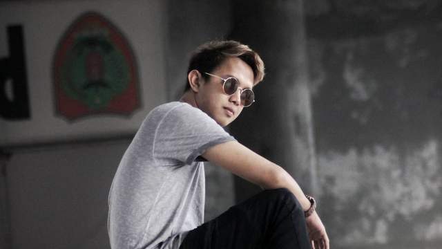 Lirik Lagu Waktu Dwiki Cj Lirik Lagu Dunia