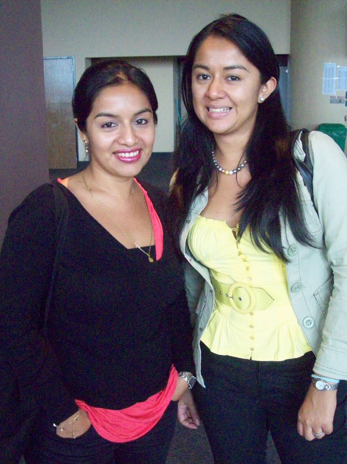 La République LORENA ZEPEDA CON UN POQUITO DE ESFUERZO, SE PUEDE…