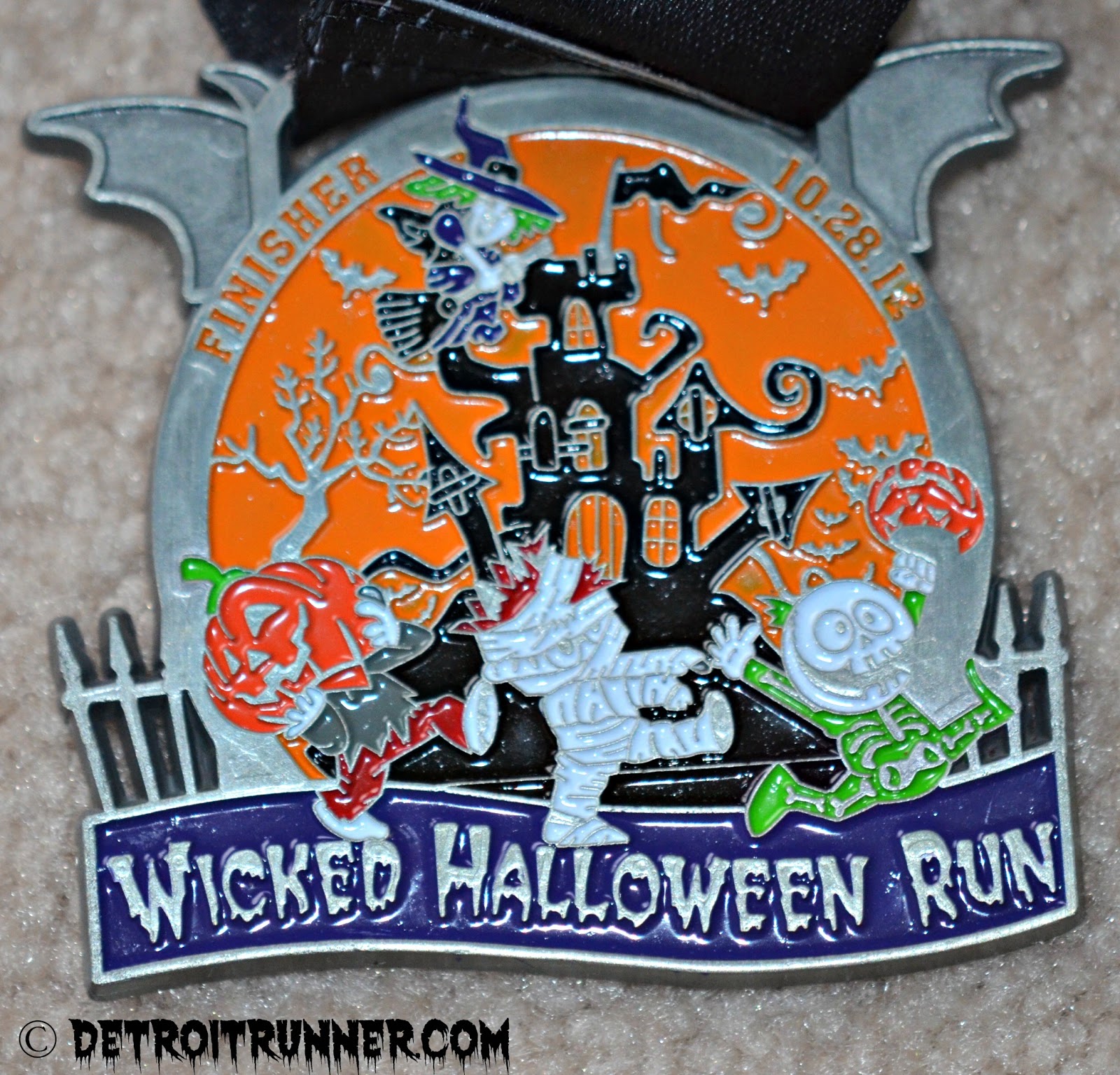 DETROIT RUNNER....: Wicked Halloween Run Race Review