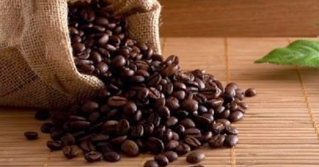 Meio Ambiente: Cafeína - (C8H10N4O2)