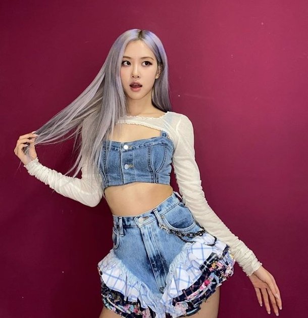 BLACKPINK Rosé Looks Absolutely Stunning And Luxe In Her Recent Instagram  Outfit