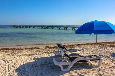 Clarence S. Higgs Memorial Beach Park