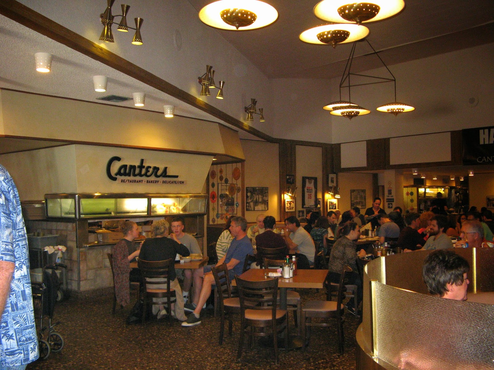 TRAVELS (and more) WITH CECILIA BRAINARD Los Angeles, California The