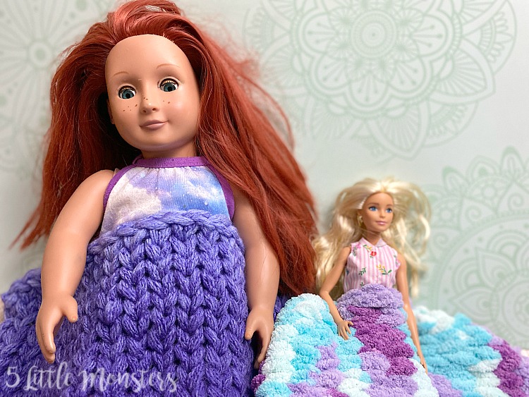 5 Little Monsters Loopy Yarn Doll Blankets