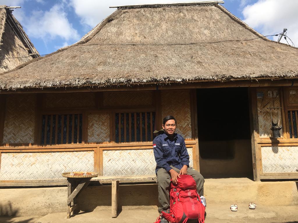 Desa Sade, Romansa Hidup Suku Sasak di Lombok Traveliany