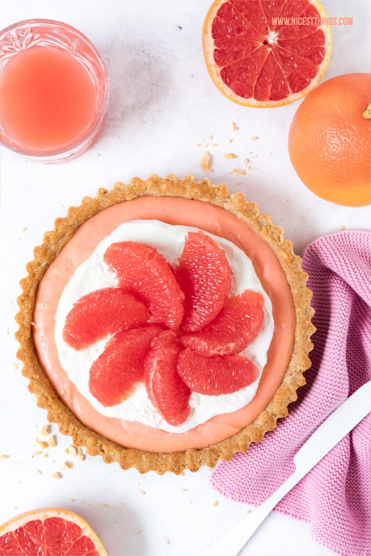 Pink Grapefruit Tarte Rezept mit Grapefruit Curd & Macadamia Nicest