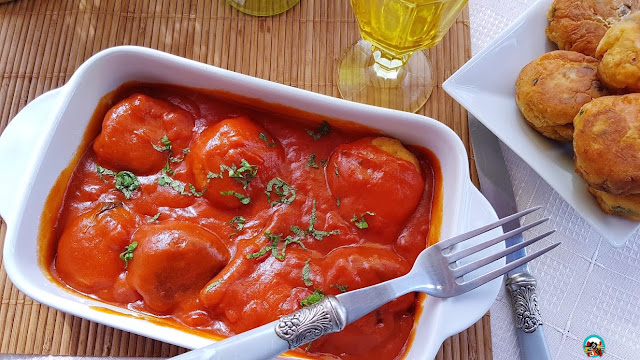 Albóndigas griegas de tomate