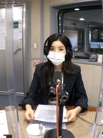 솔직한데 안 솔직한 권은비 연애초보 권사님    권텐