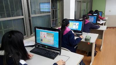【數位文學】數位文學( 語文資優班寒假工作坊 侯瑞琪) 【數位文學】數位文學( 語文資優班寒假工作坊 侯瑞琪)