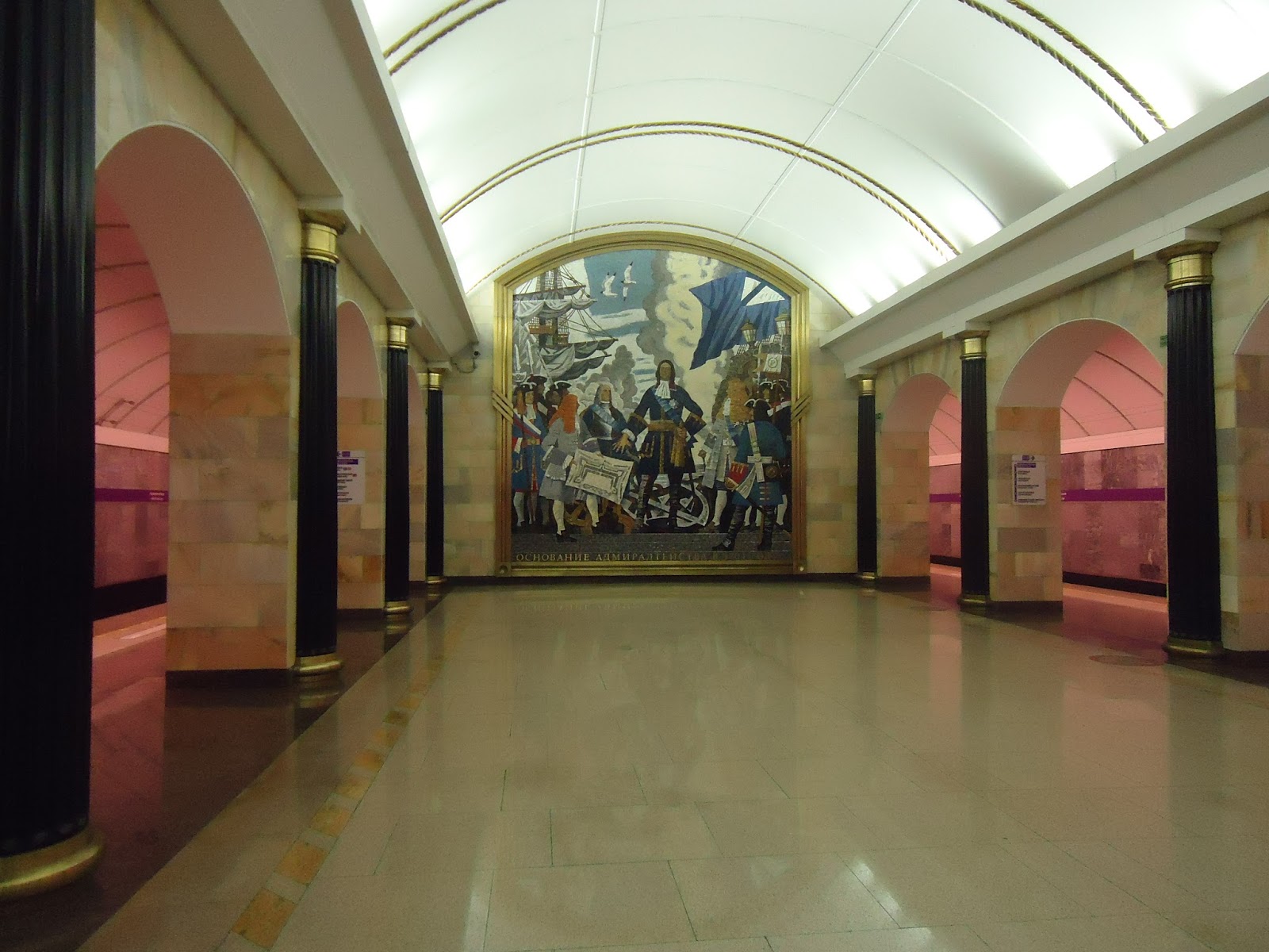 Станция метро Адмиралтейская Санкт-Петербург глубина