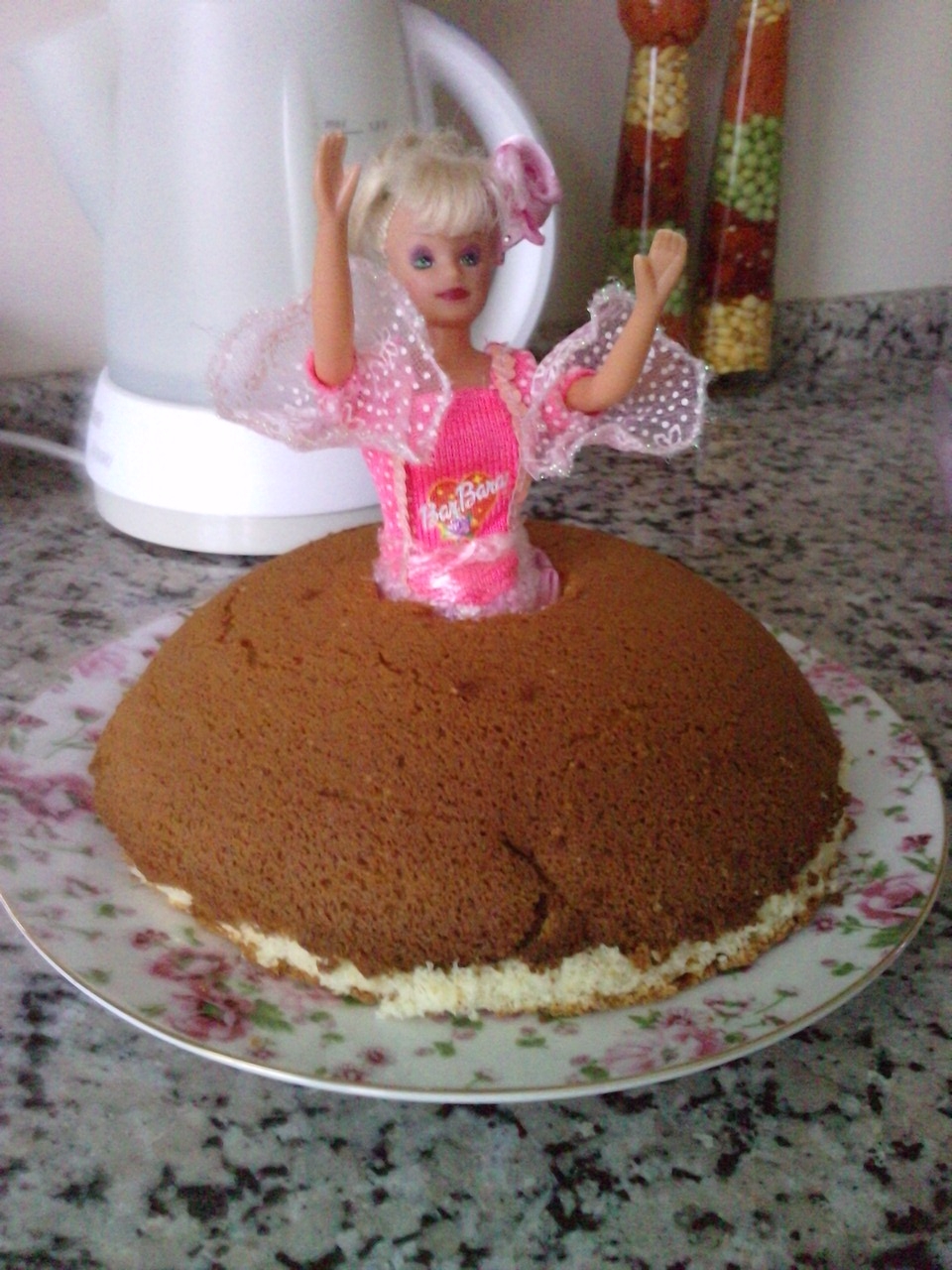 OLSADA YESEK SUZAN BARBİELİ PASTA