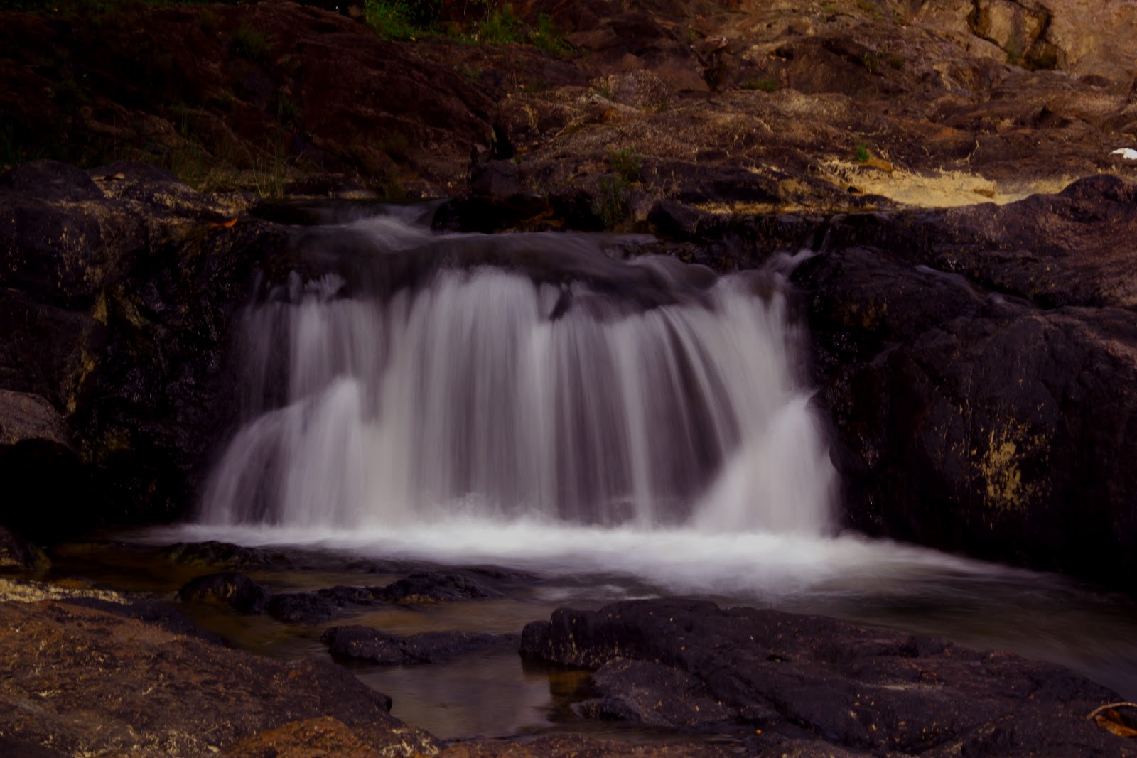 Lensa Foto Malaysia: Air mengalir